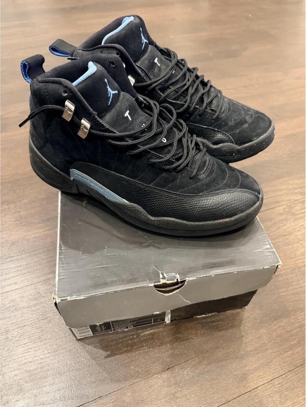 Air Jordan 12 Retro 2009 Nubuck - Size 9.5 Mens